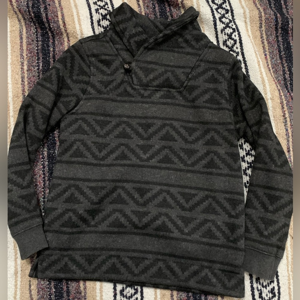 Boys Aztec print pullover
